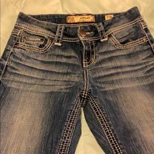 Buckle (Harper) jeans